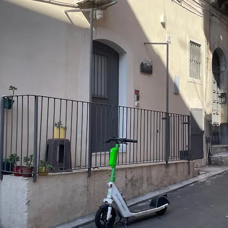 Due Passi Dal Centro *