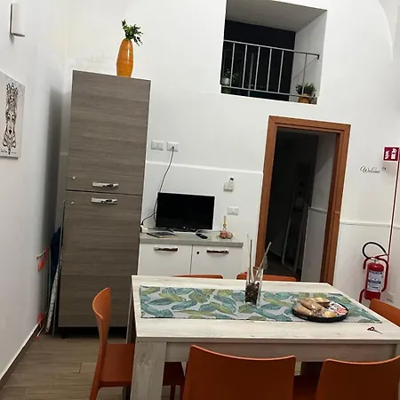 Due Passi Dal Centro Катания